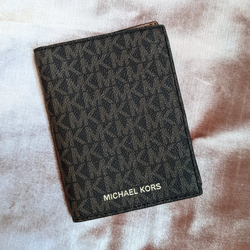 Michael Kors Brown Passport Holder Wallet NWOT